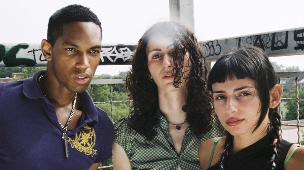 Sword II. Crédito: Karo Melocra.