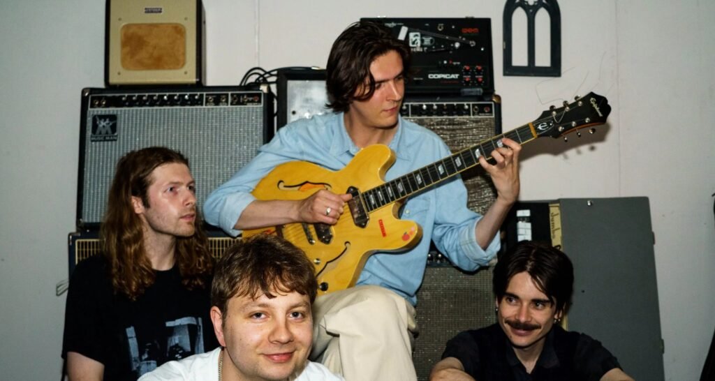 School Disco. Crédito. Akos Szoro.