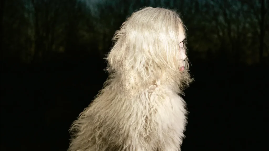 Juana Molina. Crédito: Capa de DOGA.