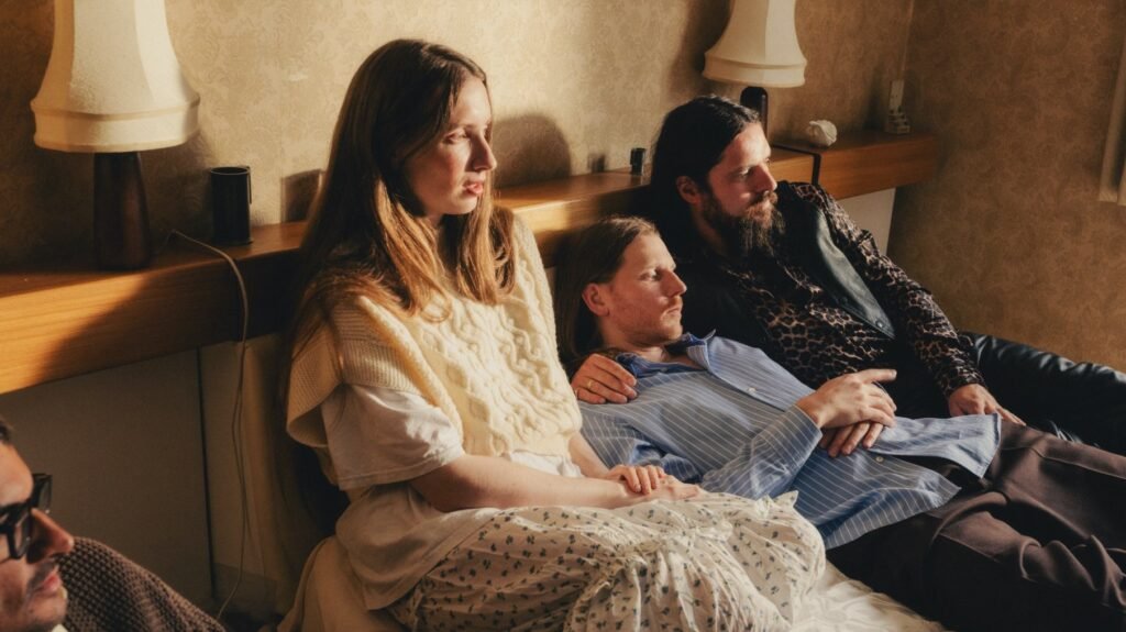 Dry Cleaning. Crédito: Max Miechowski.