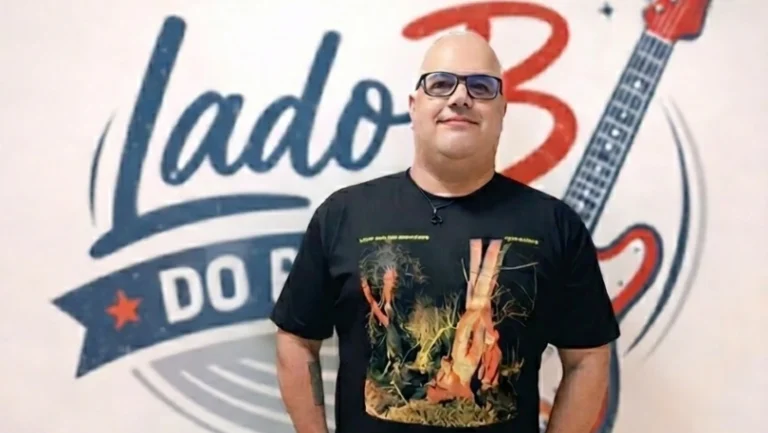 Léo Siqueiro do programa Lado B do Rock. Crédito: Divulgação.