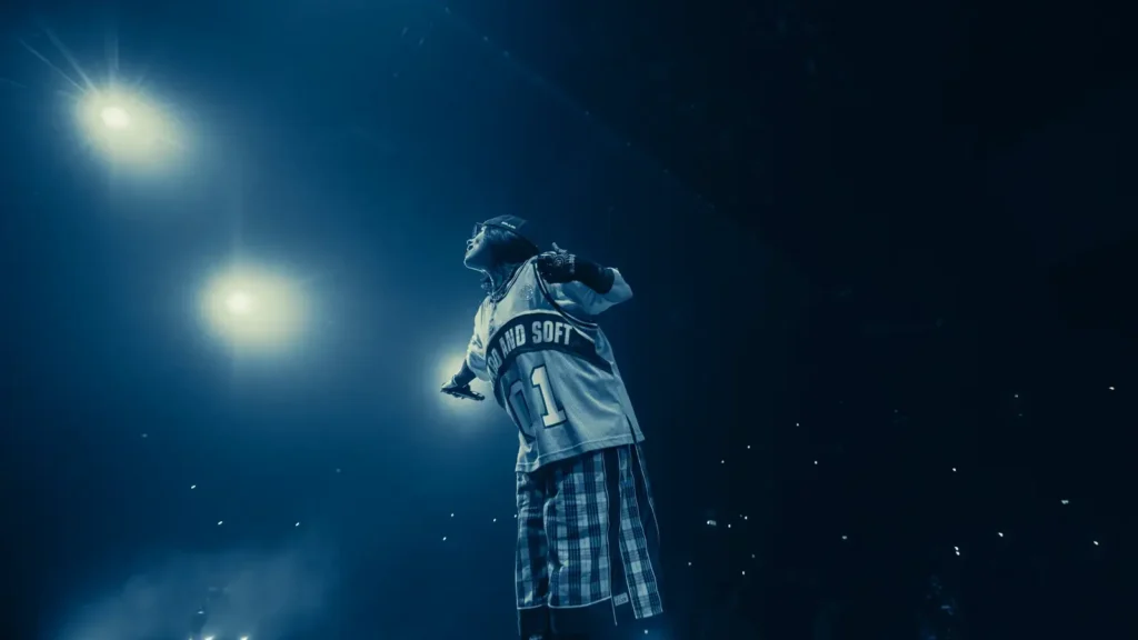 Billie Eilish. Crédito: has shared a trailer for her new concert film, directed by James Cameron.