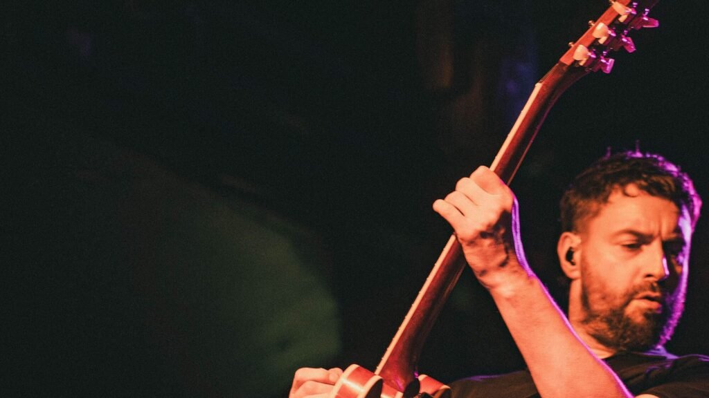 Courteeners. Crédito: Courteeners live at Night & Day Cafe, Manchester, 2026. Credit: Night & Day/Olivia Cox