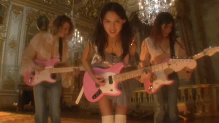 Olivia Rodrigo. in the 'drop dead' video