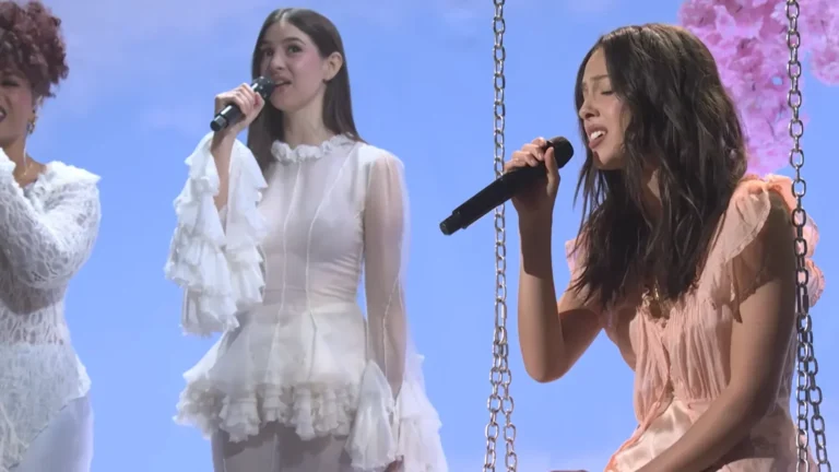 Olivia Rodrigo. _ begged - SNL 1-37 screenshot
