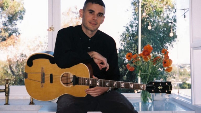 Rostam. Antony Muse